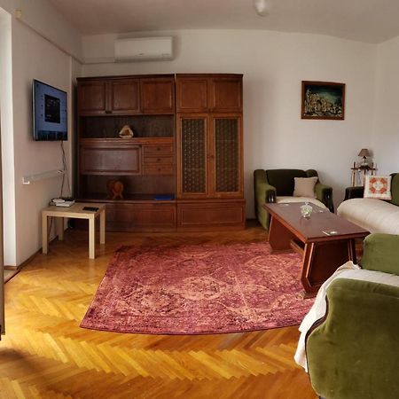 Pine Tree Apartment Дубровник Екстер'єр фото