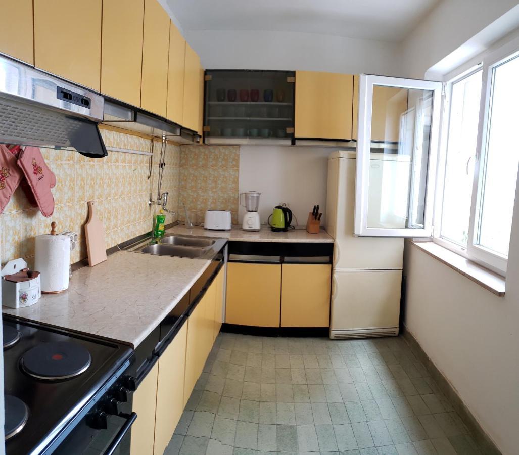 Pine Tree Apartment Дубровник Екстер'єр фото